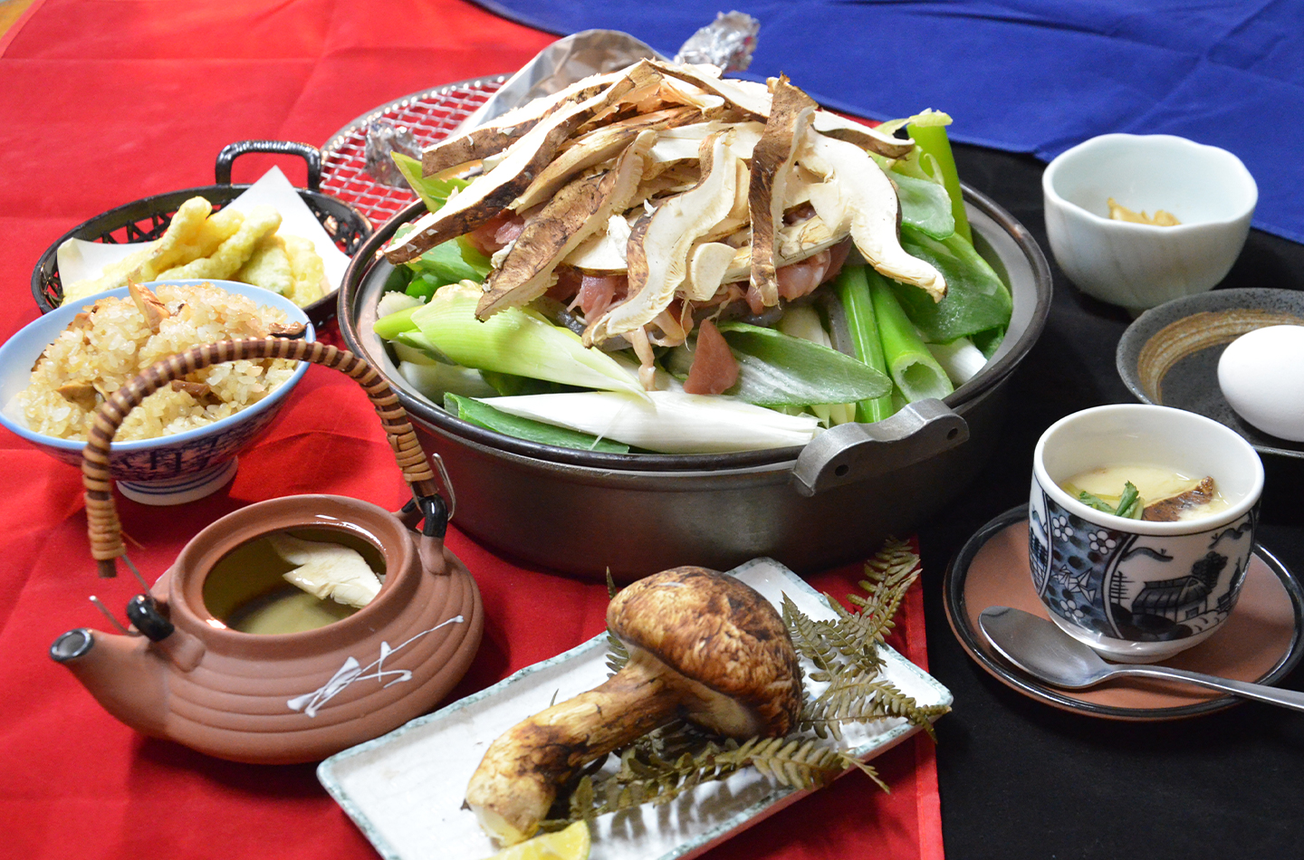 松茸山 見晴台｜自慢の松茸をふんだんに使ったコース料理をご賞味いただけます